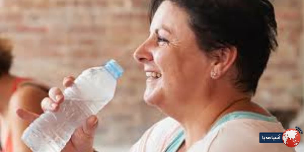 آیا نوشیدن آب یا چای روی نتیجه قند خون ناشتا تأثیر دارد؟